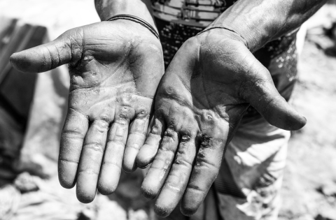 Trabalho Escravo - Trabalhador de 69 anos receberá indenização por dano existencial e estético