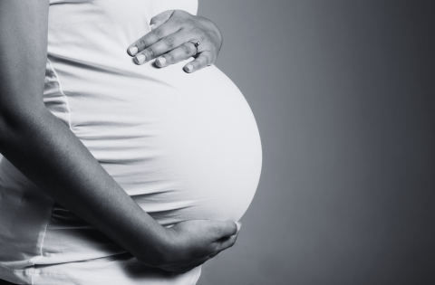 Trabalhadora perde bebês na portaria do trabalho e frigorífico é condenado por danos morais