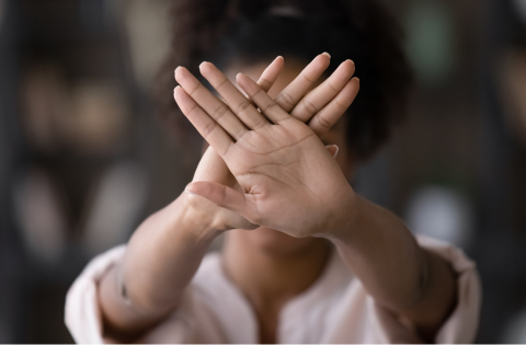 Justiça anula justa causa e condena agropecuária por assédio sexual praticado por supervisor