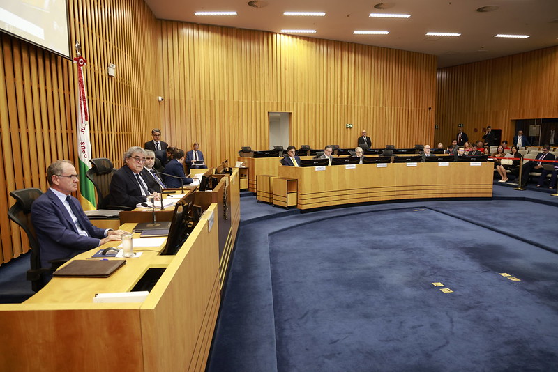 Foto do plenário da última sessão do Conselho.