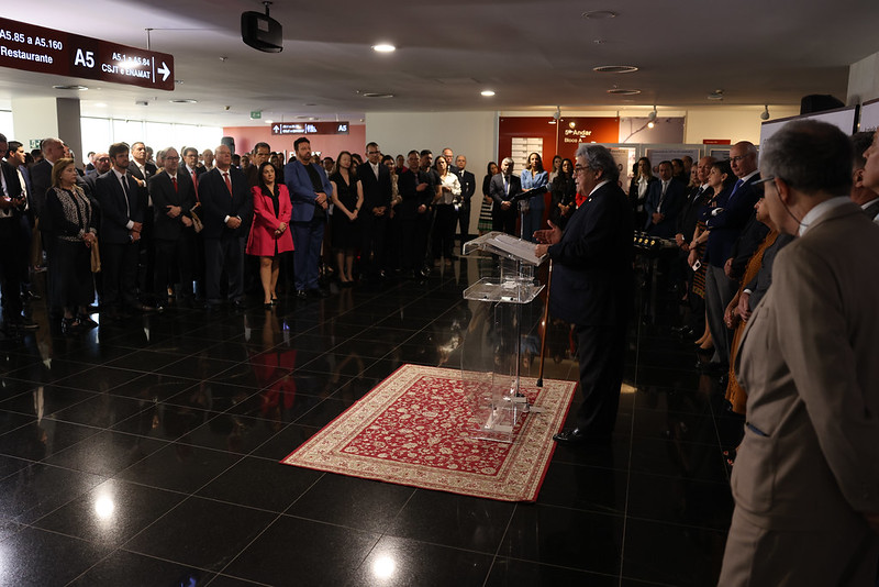 Presidente do TST e do CSJT em discurso na cerimonia de inauguração da exposição.